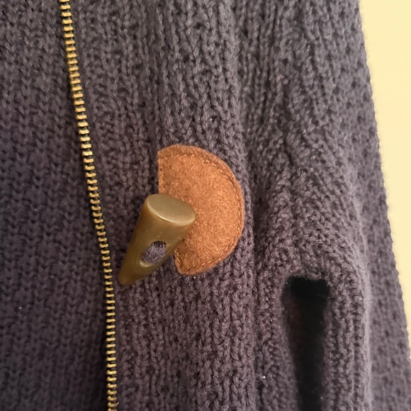 Tommy Hilfiger Dark Blue Knit Cardigan with Brown Accents - Picture 4 of 5